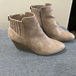 Ankle boots